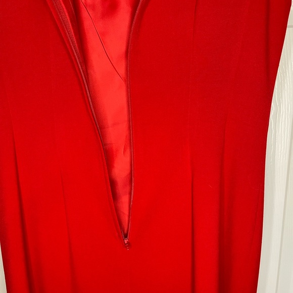 CALVIN KLEIN Red Asymmetric Ruffle Sleeveless Sheath Dress - Picture 15 of 16